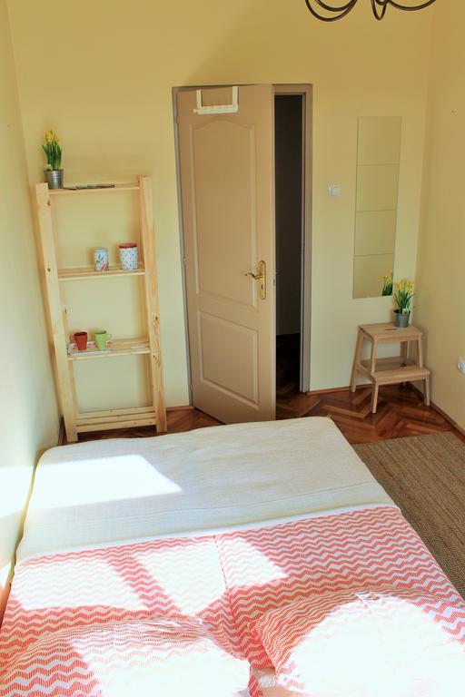 Lidi Guesthouse Будапеща Екстериор снимка