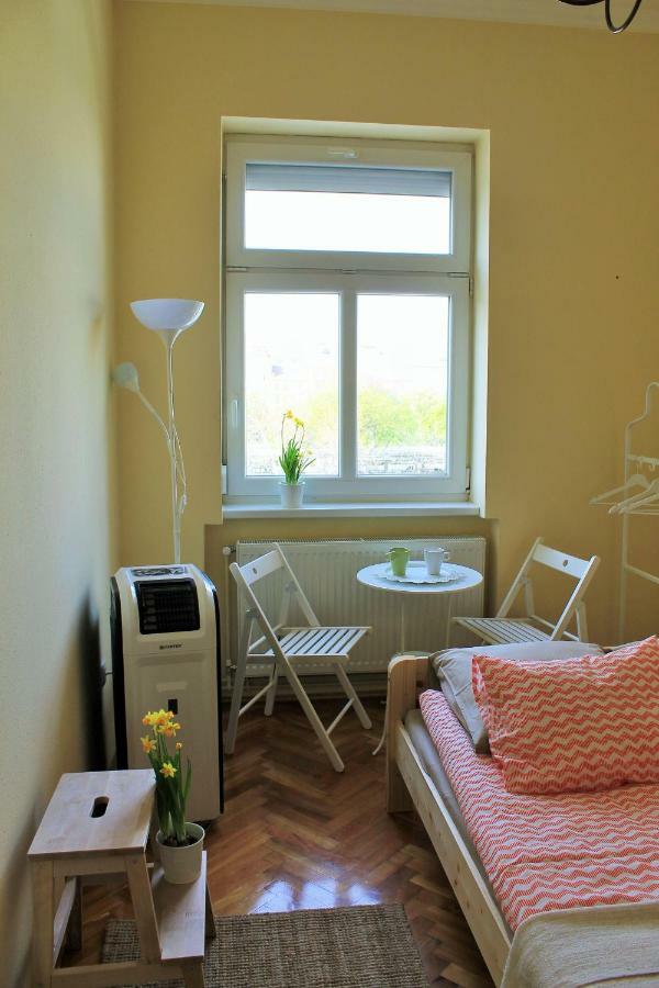 Lidi Guesthouse Будапеща Екстериор снимка